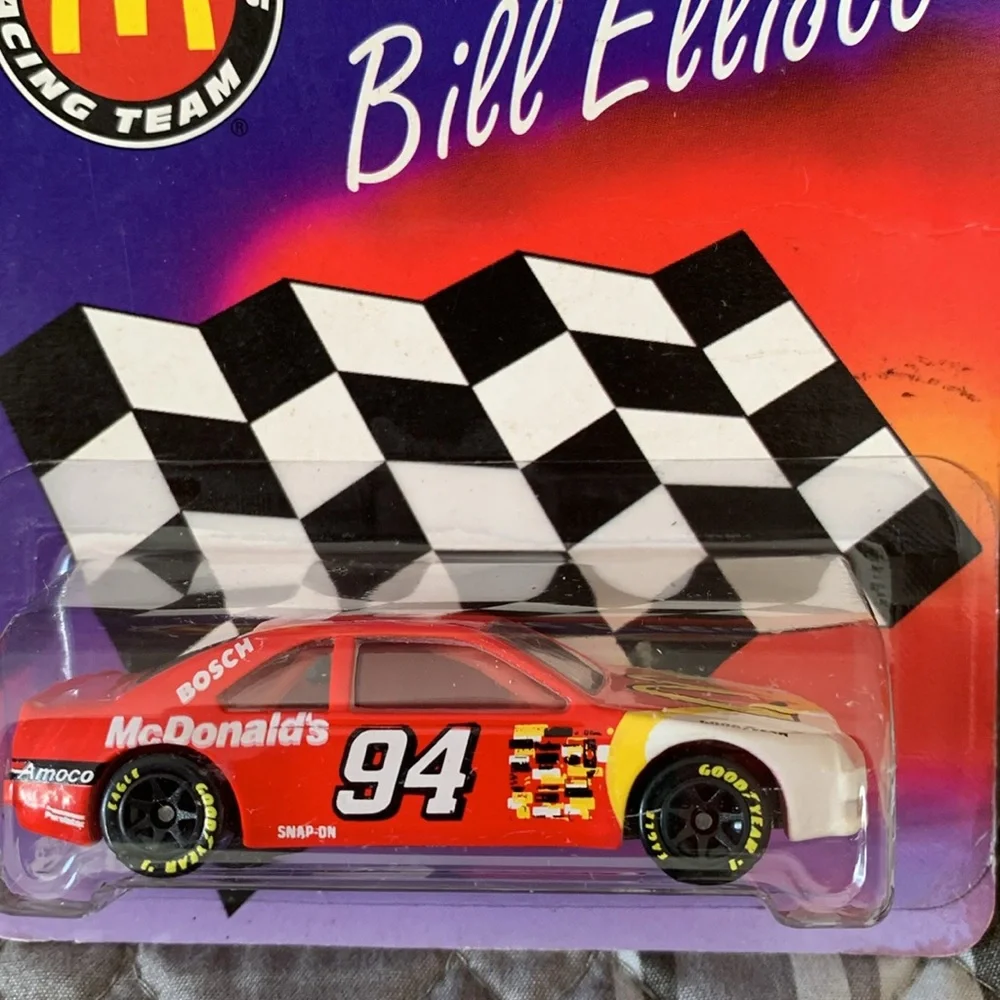 Mattel Hot Wheels McDonald’s Racing Team Cars- Cruz Pedregon & Bill Elliott 🆕